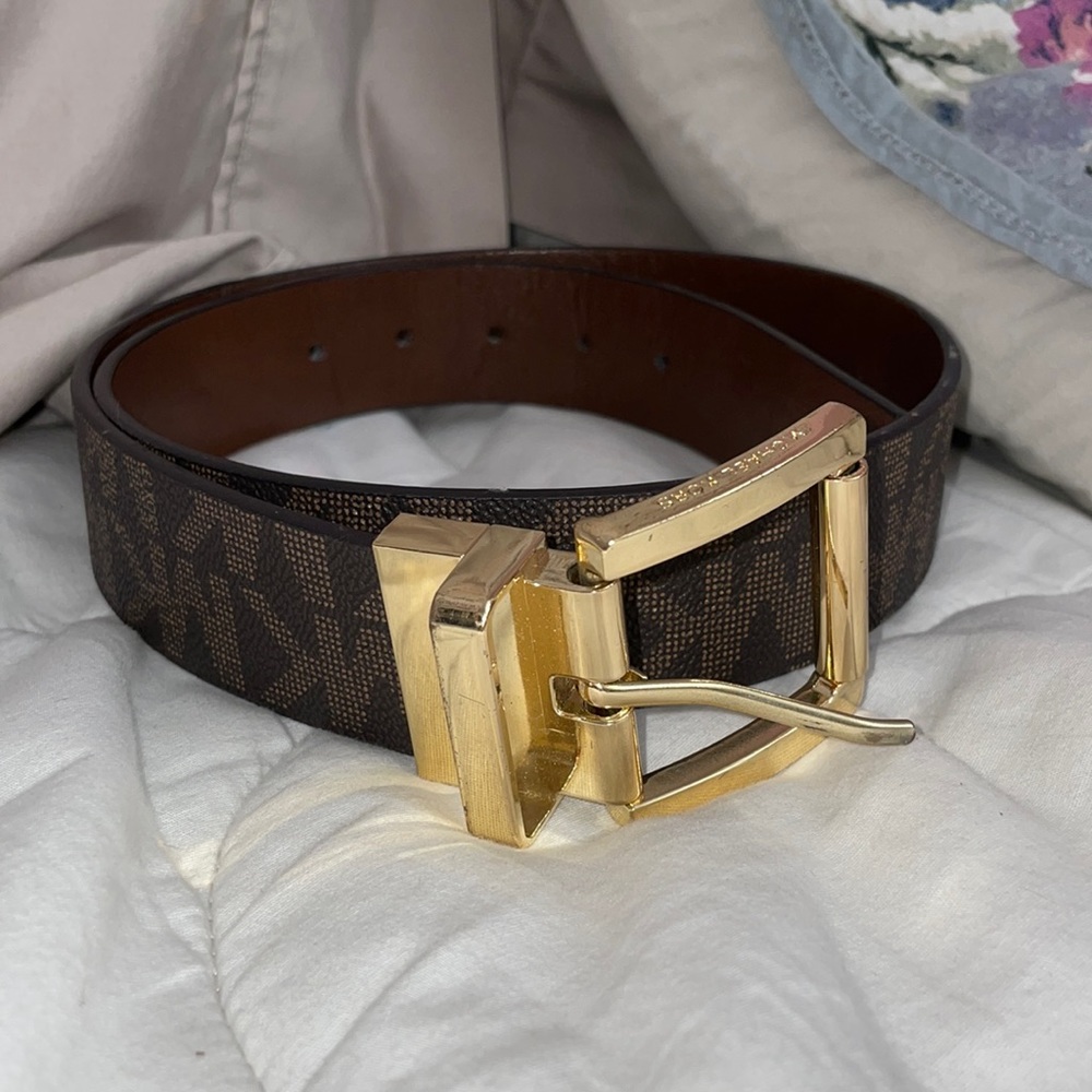 Womens Michael Kors belt good condition
